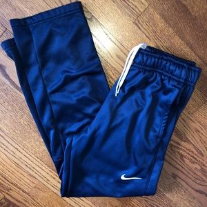 Nike THERMA-FIT sweatpants...Size L